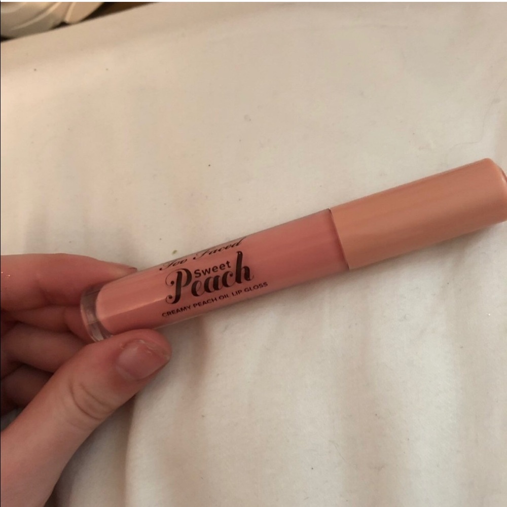 Too Faced Lip Gloss